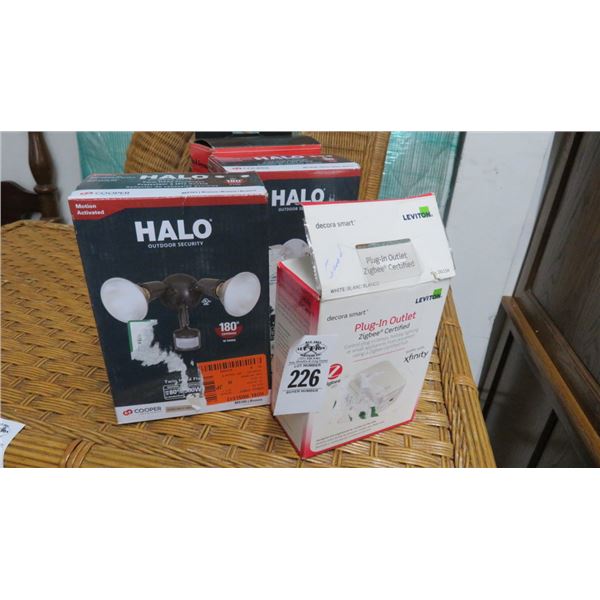 Decoda Smart Plug In Outlet & Halo Security Lights (3)