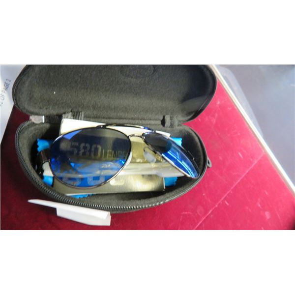 Costa Aviator Sunglasses w/Case