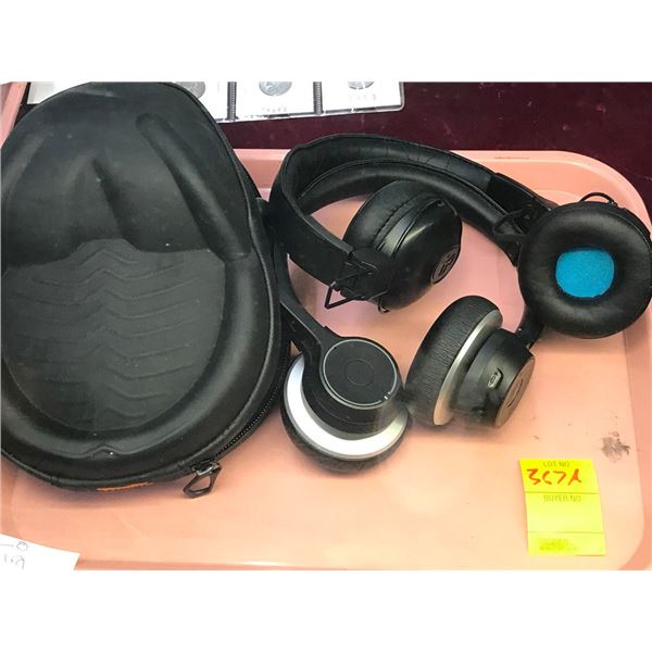 Headphones & Case