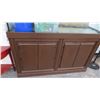 Image 3 : Large Fish Tank w/Cabinet Base