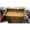 Image 1 : Old Pine Dry Sink