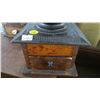 Image 2 : Vintage Bean Grinder