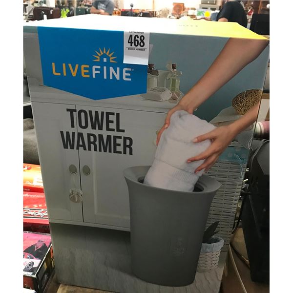 Live Fine Towel Warmer