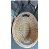 Image 2 : Comforters & Wicker Basket