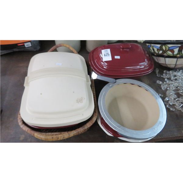 Lot of Baking Pans (3)