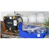 Image 1 : Shelf Lot of Canister Set, Speaker & Scanner