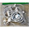 Image 1 : BAG OF 25 OLD APPLE CHARGERS