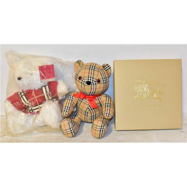 BURBERRY BOX WITH 2 IMMITATION STUFFIES