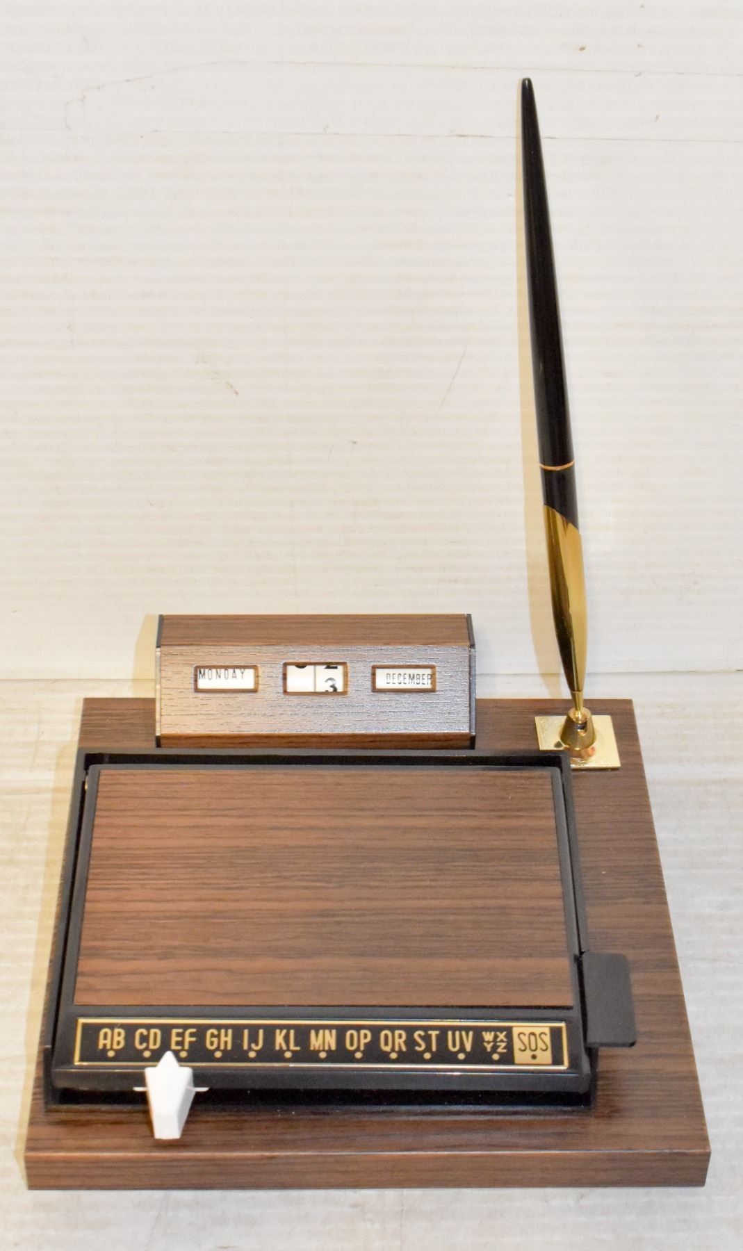 VINTAGE NEW TAIYO DESK SET