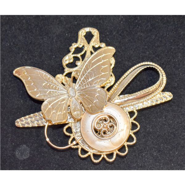 VINTAGE GOLD TONE AND ENAMEL BUTTERFLY BROOCH