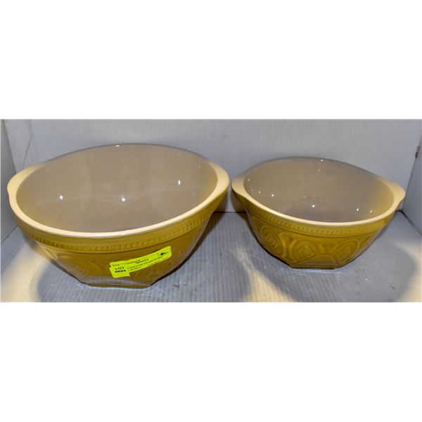 PAIR OF YELLOW STONEWARE MIXING BOWLS