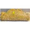 Image 1 : AUSTRALIAN SHEEPSKIN RUG APPROX 3 FT
