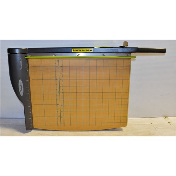 15 INCH GUILLOTINE PAPER CUTTER/ TRIMMER