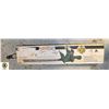 Image 1 : BLACK AND DECKER 22" HEDGE TRIMMER