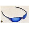 Image 1 : PAIR OF NAVYBLUE OAKLEY SUNGLASSES