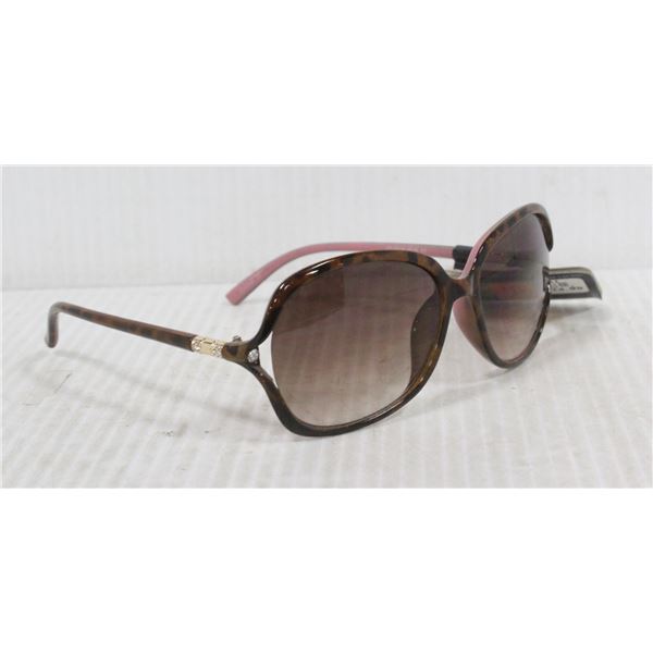 PAIR OF REVLON SUNGLASSES