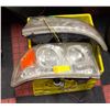 Image 1 : CRATE OF VEHICLE LIGHTS