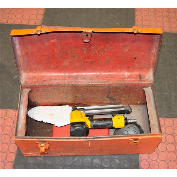 TOOLBOX WITH CONTENTS