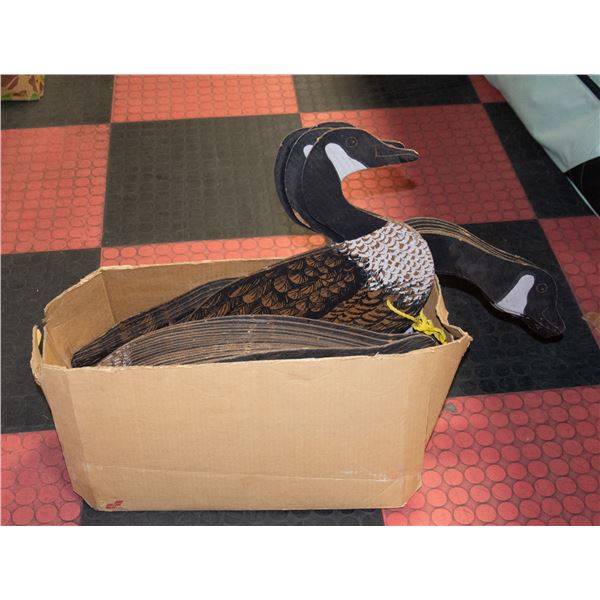 CARDBOARD LOON DECOYS