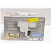 Image 1 : FEIT WIFI FLOOD LIGHT SECURITY CAMERA