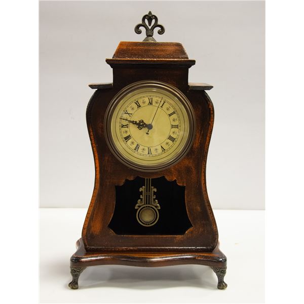 WOODEN TABLE CLOCK