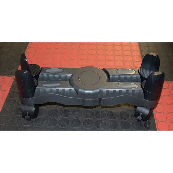 PC STAND WITH WHEELS