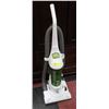 EUREKA VACUUM 12 AMPS WHITE/GREEN