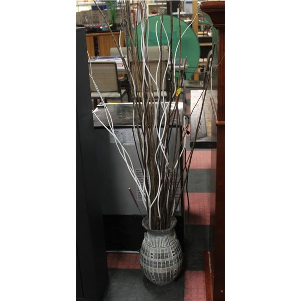 VASE WITH DECORATIVE STICKS