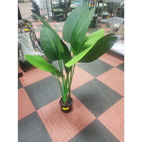 ARTIFICIAL PLANT