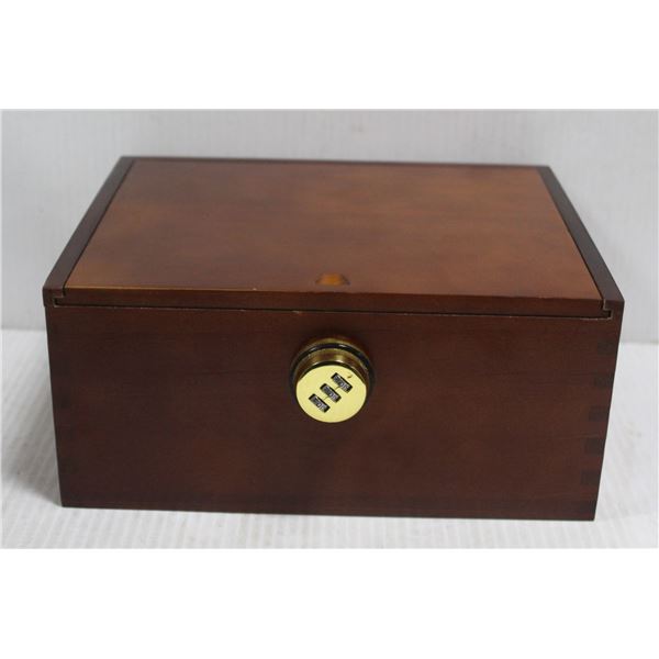 DARK WOOD LOCKING BOX