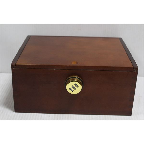 DARK WOOD LOCKING BOX
