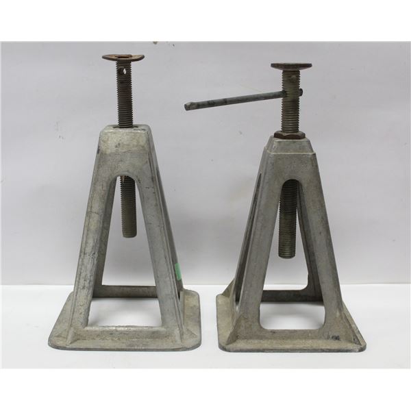 ALUMINUM JACK STANDS