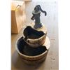 Image 1 : CAST IRON PUMP BARREL FOUNTAIN