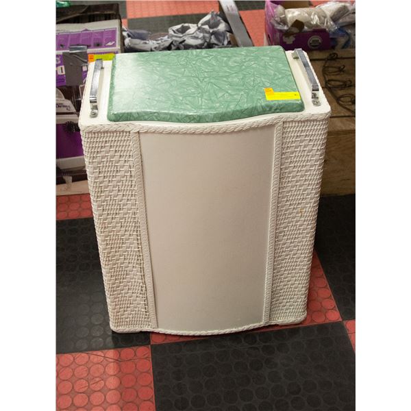 WHITE CLOTHING HAMPER