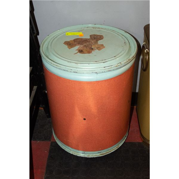 VINTAGE LIDDED STORAGE BIN