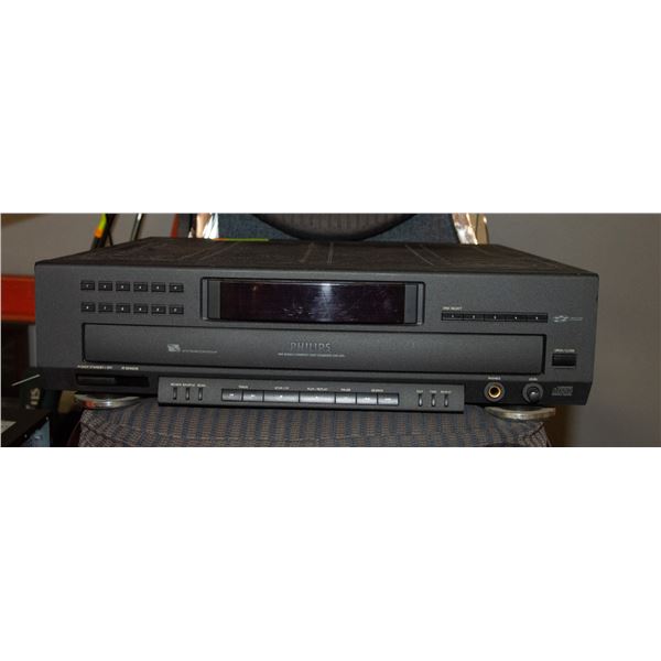 PHILLIPS 900 SERIES COMPACT DISC