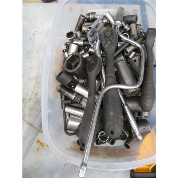Sockets & Wrenches