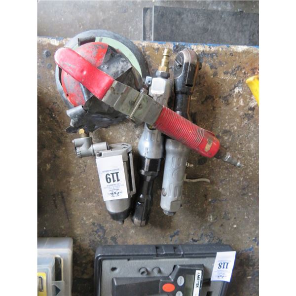 Lot of Air Tools (4)
