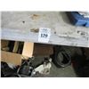 Image 2 : 6' Banquet Table