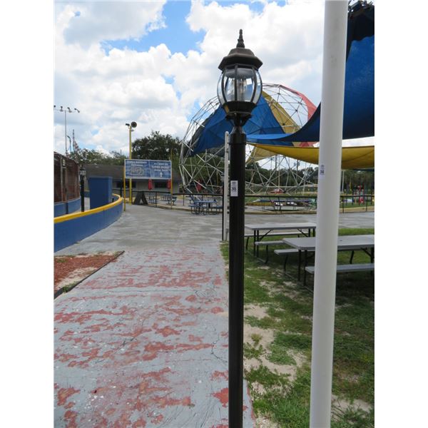 15-Black Metal Pole Lanterns - 15 X $