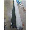 Image 1 : Green Indoor/Outdoor Carpet - 12' x 8'