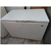 Image 1 : Maytag 5' Chest Freezer