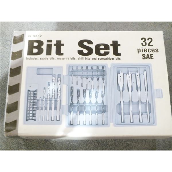 32pc Bit Set