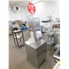 Image 3 : Sanitizer Station On Wheels