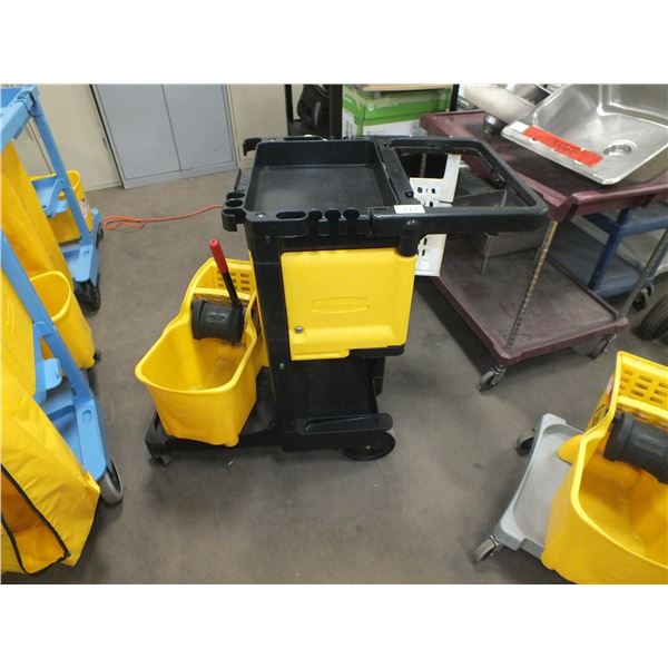 Janitorial Cart On Wheels