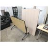 Image 2 : Table & Chair Lot