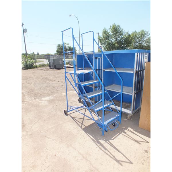 Rolling Shop Step Ladder