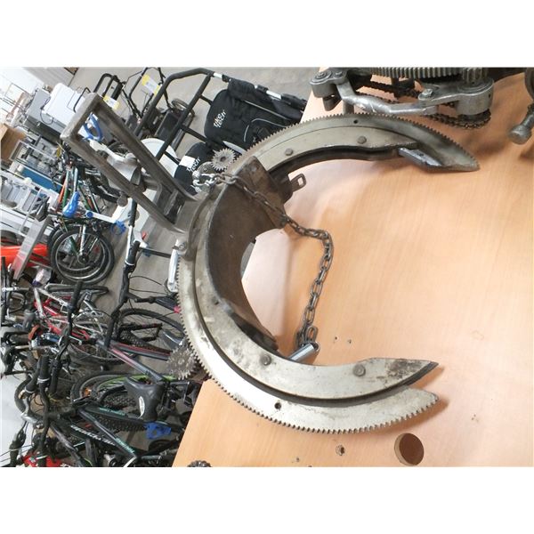 Manual 14" Pipe Beveling Machine