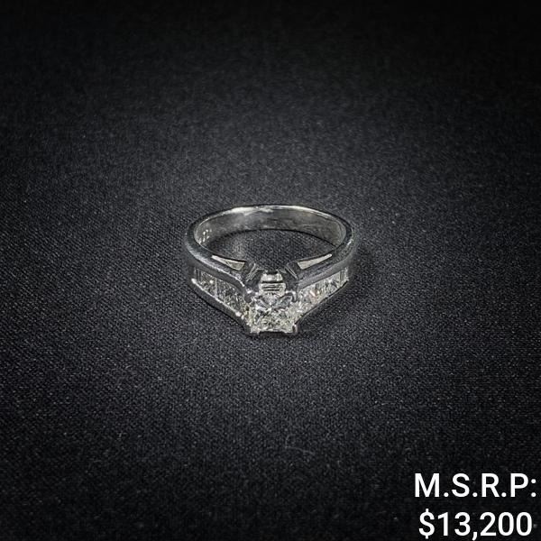 5.8 DWT Plat KT Wht Gold w/ Dimd Lining Ring Sz: 6