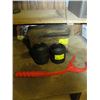 Image 1 : METAL SHELL BOX & SKEET THROWER W/SKEET